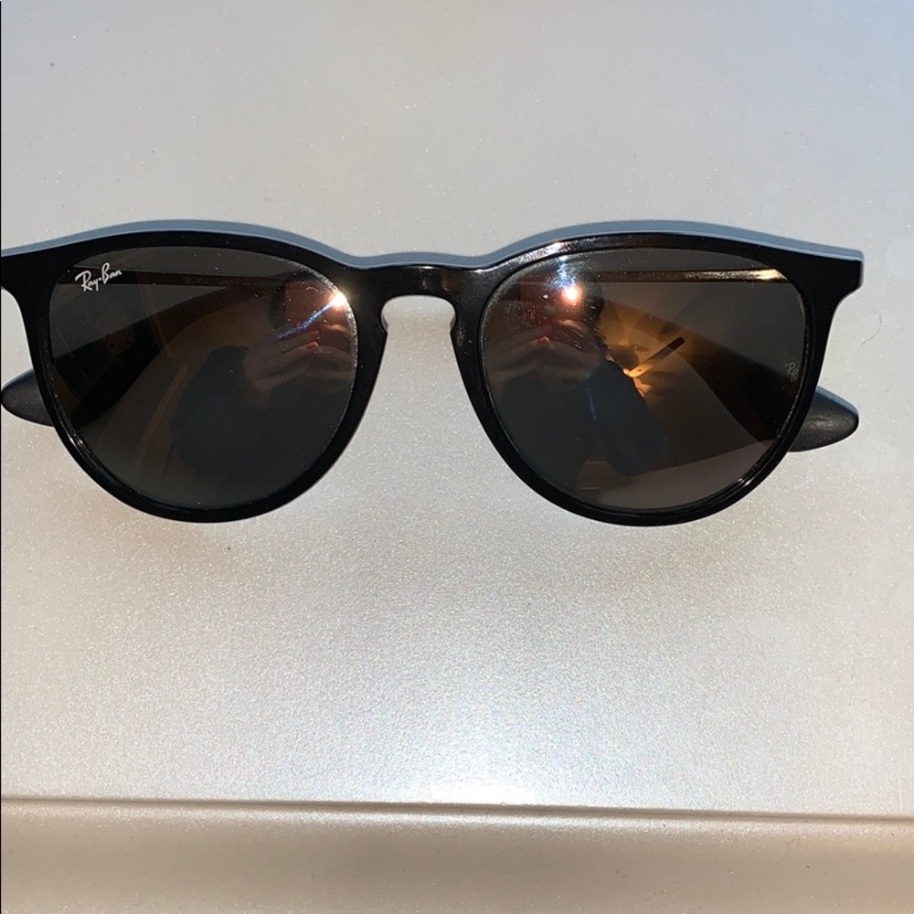 “Erika” style sunglasses